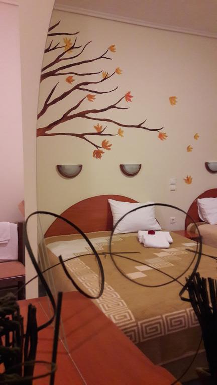 Artemis Hotel Karpenisi ภายนอก รูปภาพ